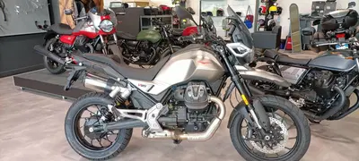 Moto Guzzi V85 Strada (2024 - 26) usata