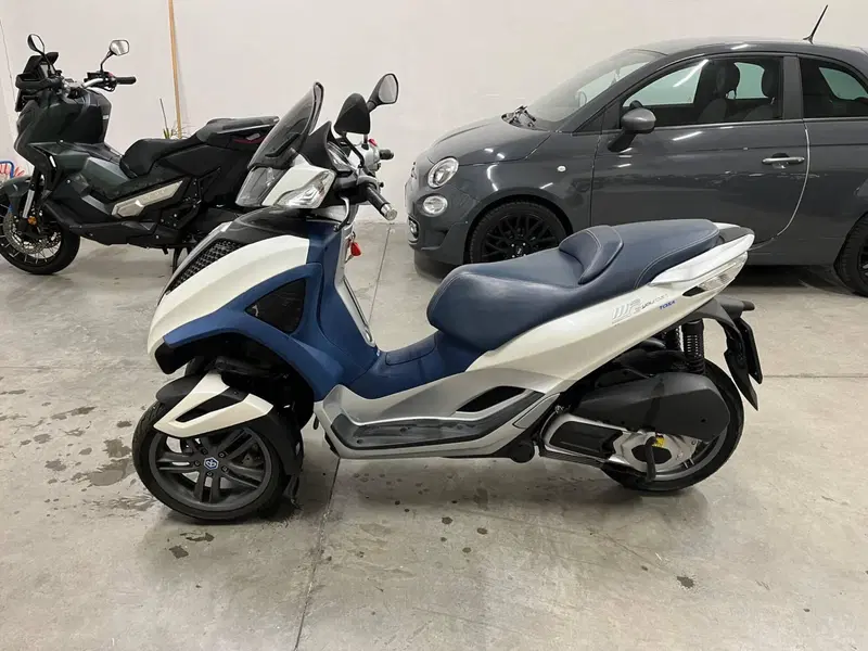 Piaggio Mp3 300 ie Yourban ERL (2011 - 17)