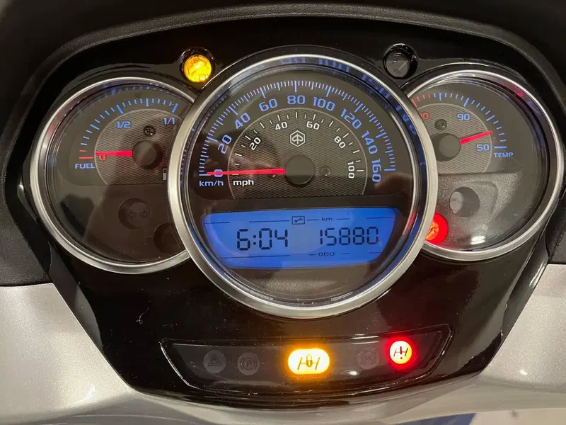 Piaggio Mp3 300 ie Yourban ERL (2011 - 17) (9)