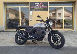 Moto Guzzi V7 II Stone (2015 - 17) usata