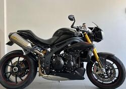 Triumph Speed Triple 1050 R (2011 - 13) usata