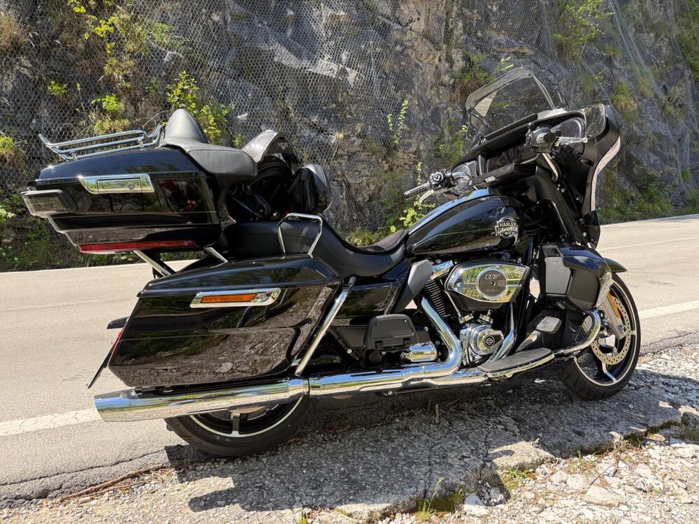 Harley-Davidson Street Glide Ultra (2025)