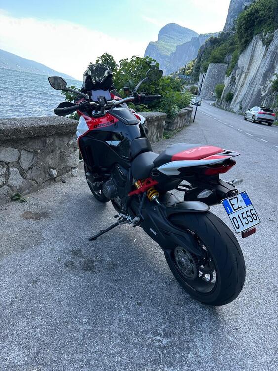 Ducati Multistrada V4 Pikes Peak (2021 - 24) (2)