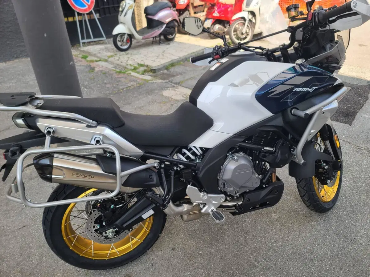 CFMOTO 700MT Adventure (2025 - 26) (7)