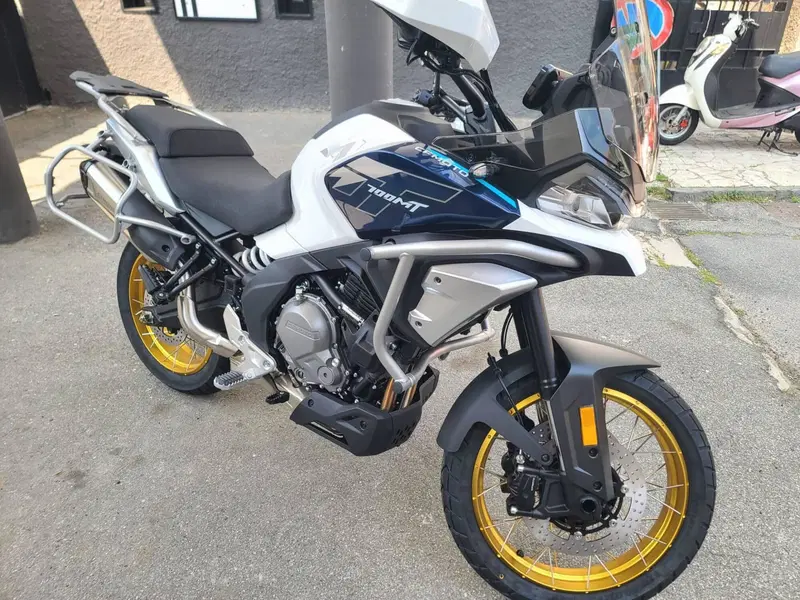CFMOTO 700MT Adventure (2025 - 26) (5)