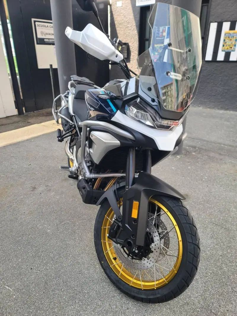 CFMOTO 700MT Adventure (2025 - 26) (6)
