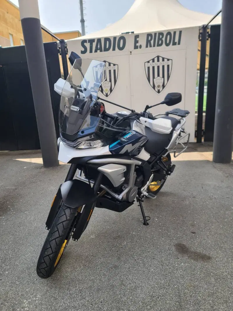 CFMOTO 700MT Adventure (2025 - 26) (3)