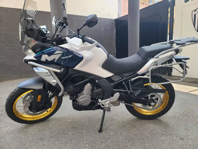 CFMOTO 700MT Adventure (2025 - 26) (4)