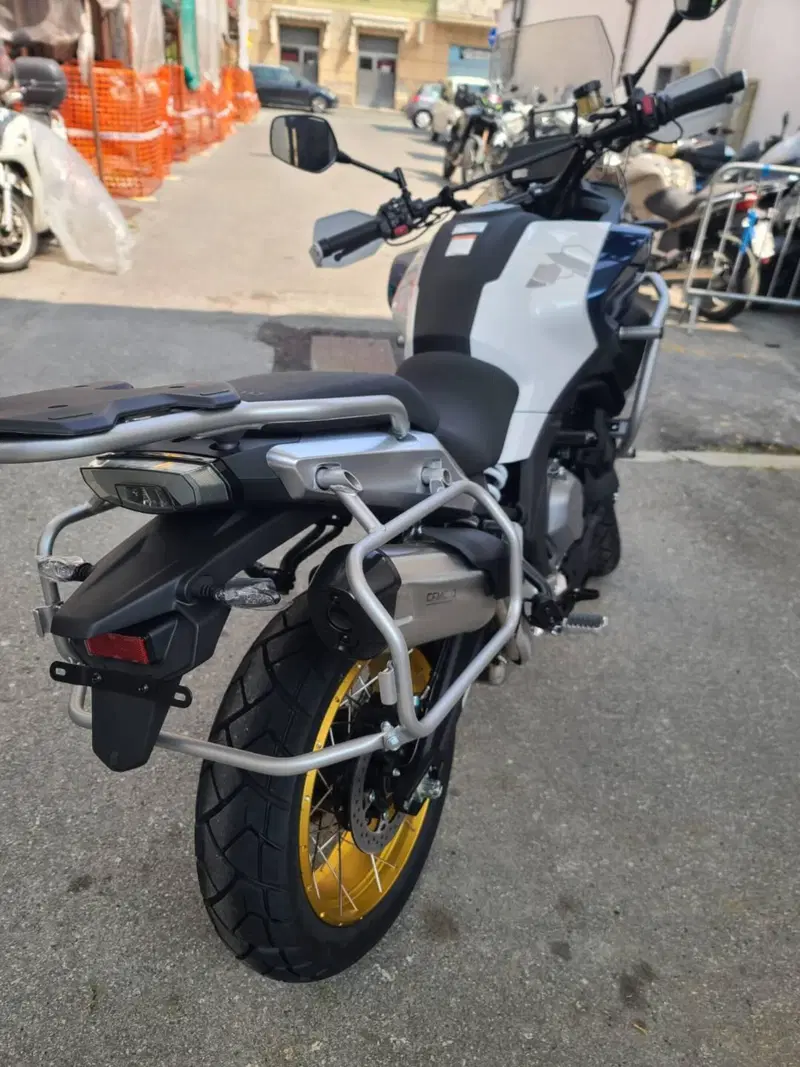 CFMOTO 700MT Adventure (2025 - 26) (10)