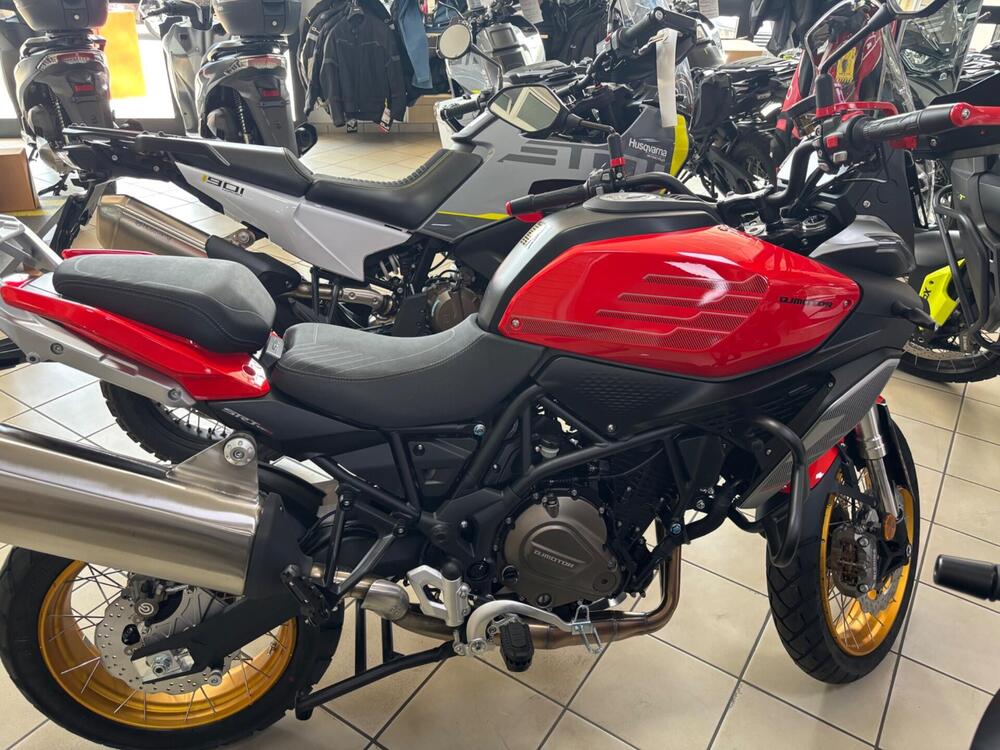 QJ Motor SRT 700 SX (2025)