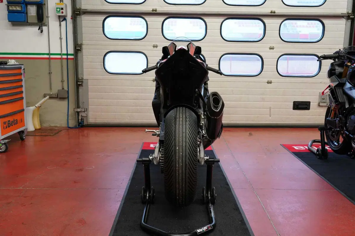 Test gomme moto. Michelin Power 6 vs Power GP2: quale scelgo? [VIDEO & GALLERY] (20)