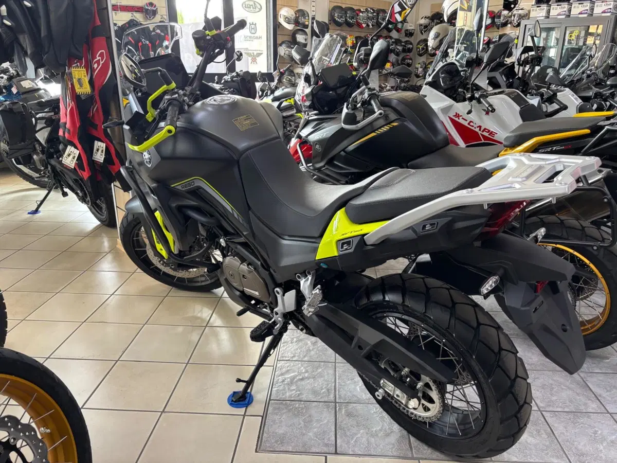 QJ Motor SVT 650 X (2024) (6)