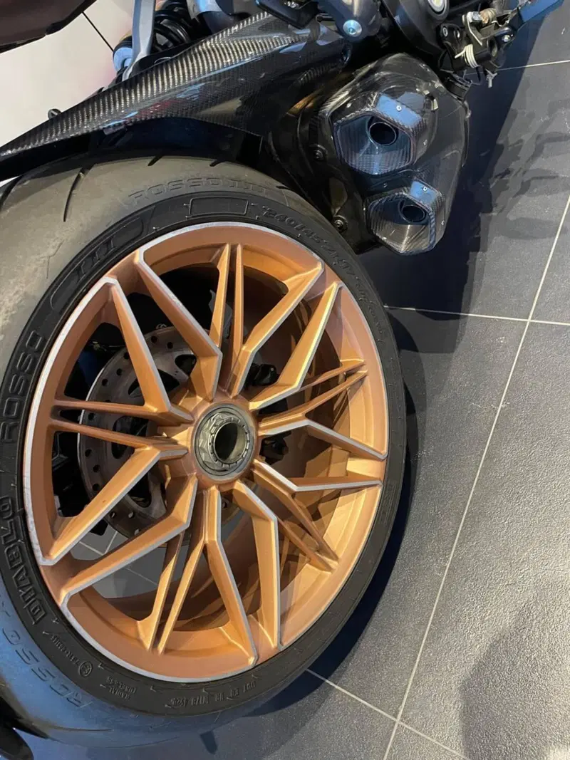 Ducati Diavel 1260 Lamborghini (2021) (17)