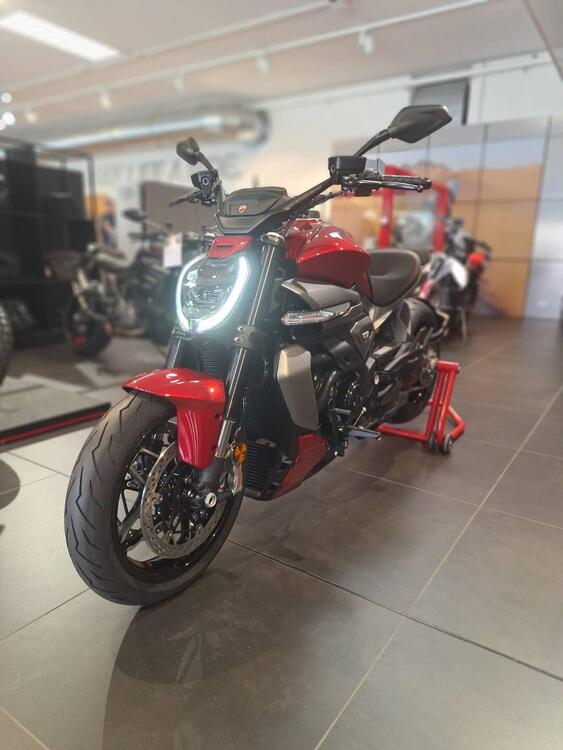 Ducati XDiavel V4 (2025) (4)