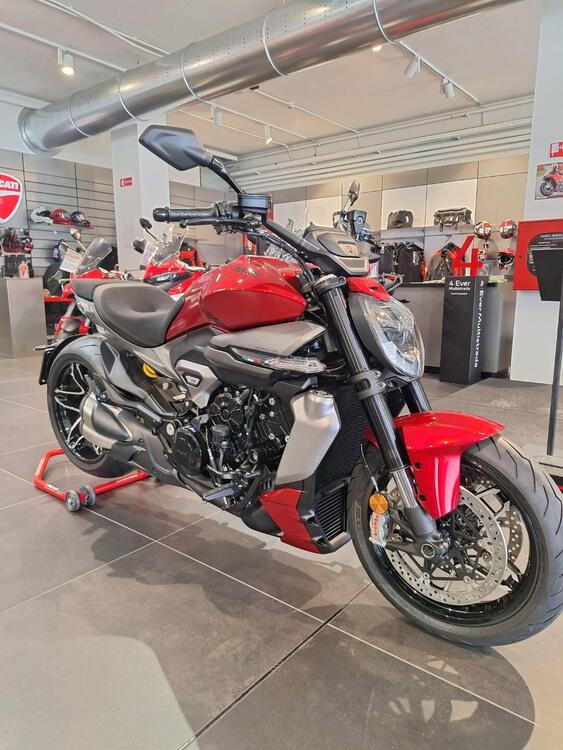 Ducati XDiavel V4 (2025) (2)
