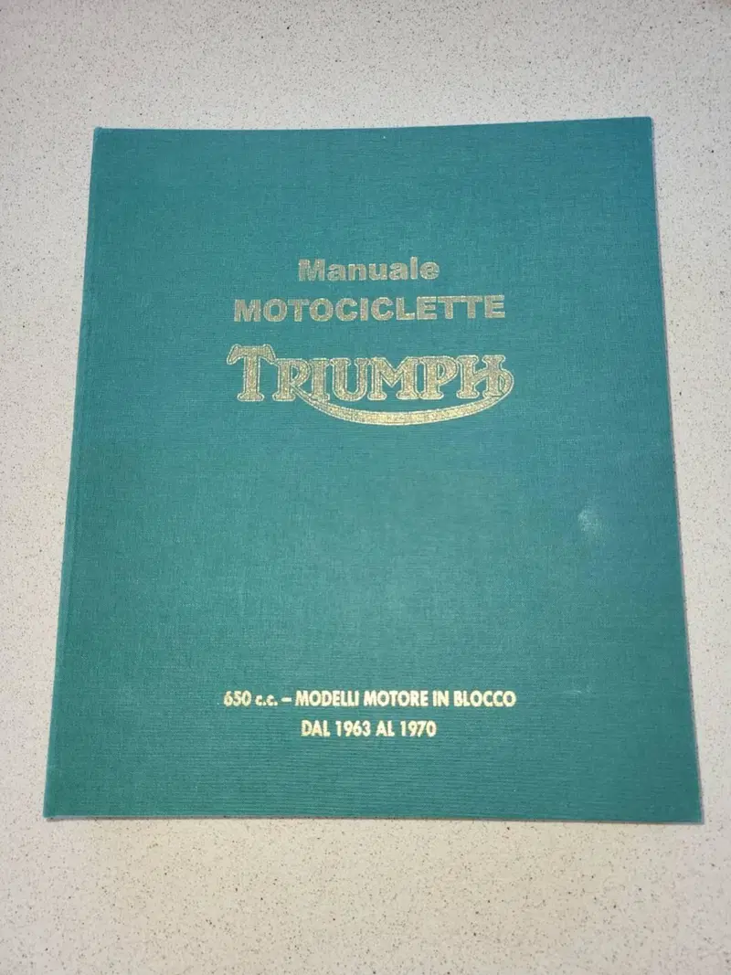 Triumph BONNEVILLE T120R (2)