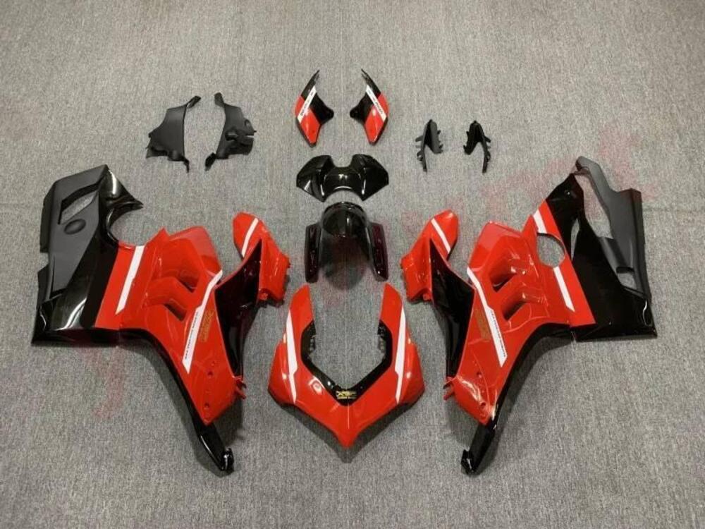 Carena Ducati Panigale v4 dal 2018 al 2024 100 % (4)