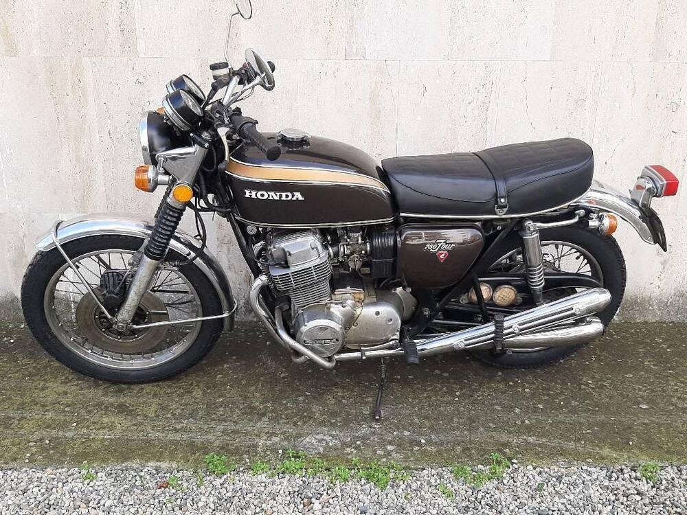 Honda CB 750 Four K2 (2)