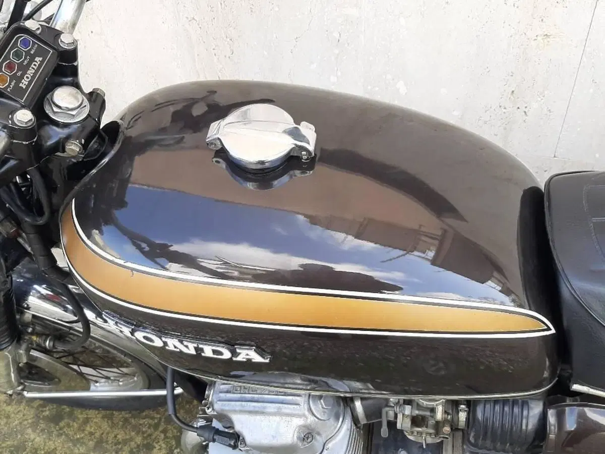 Honda CB 750 Four K2 (13)