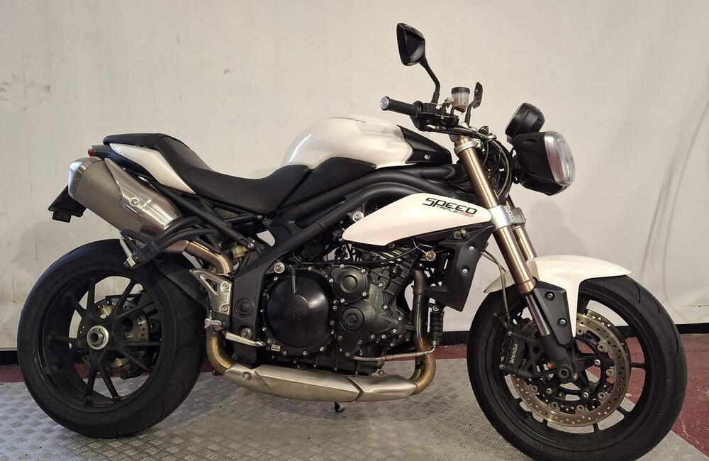 Triumph Speed Triple 1050 (2011 - 13)