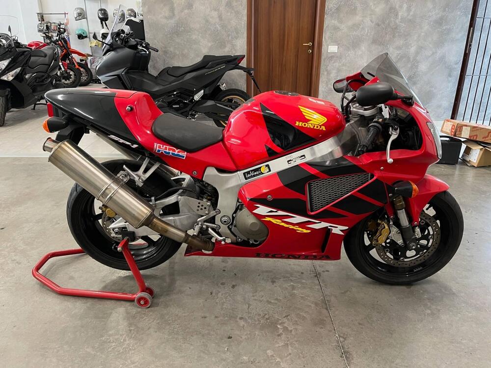 Honda VTR 1000 SP-1 (2000 - 01) (5)