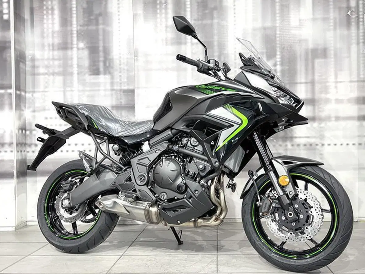 Kawasaki Versys 650 (2025 - 26)