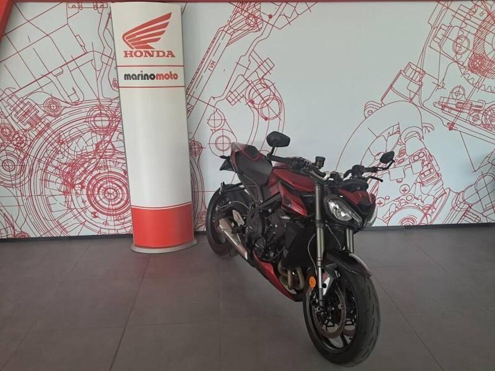 Triumph Street Triple 765 RS (2023 - 25) (2)