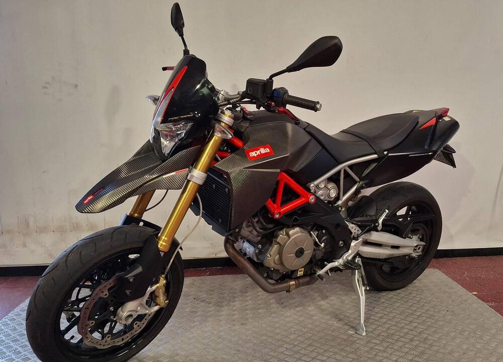 Aprilia Dorsoduro 750 Factory (2010 - 13) (2)