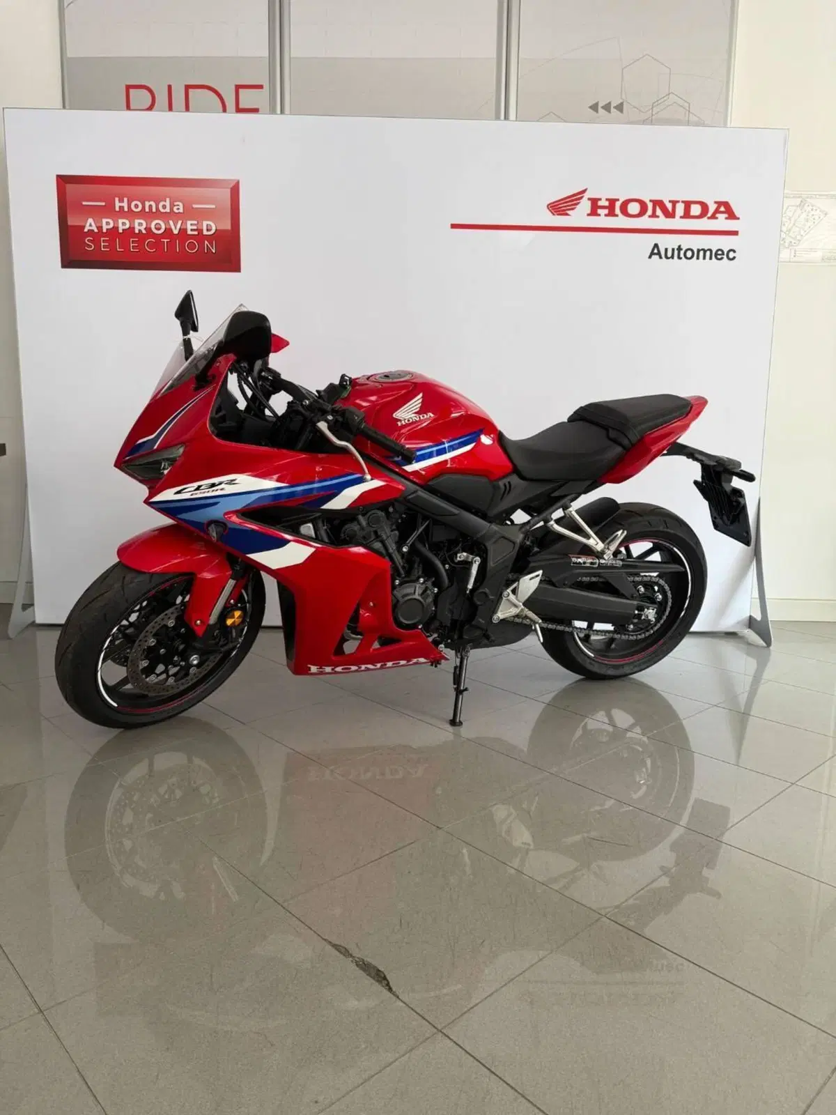 Honda CBR 650 R E-Clutch (2024 - 26) (8)