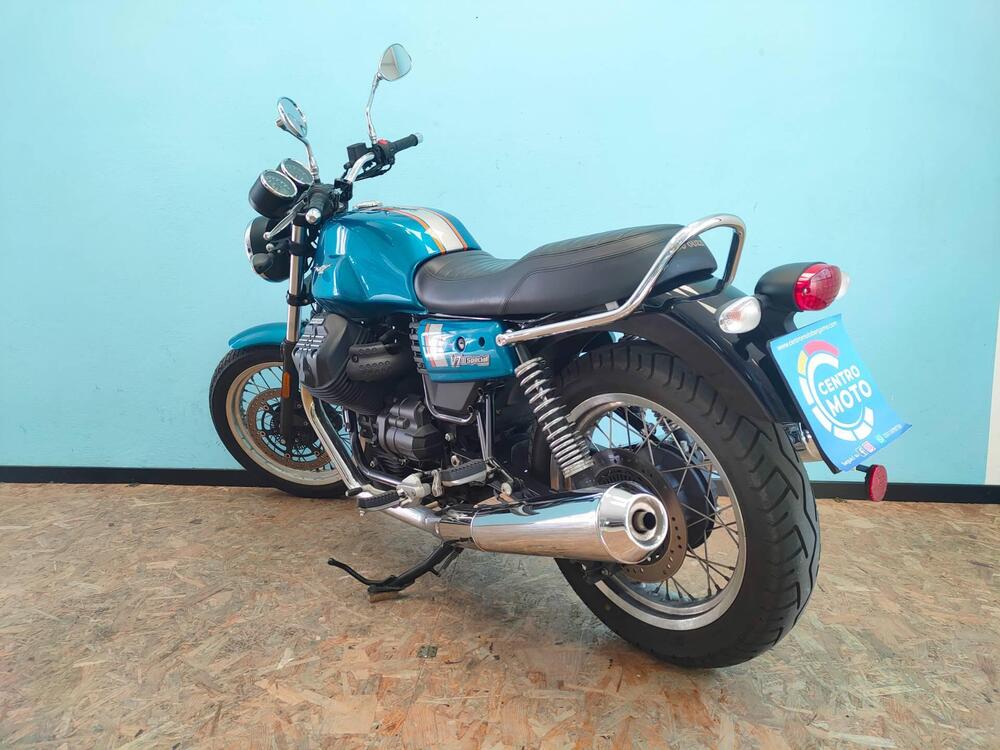 Moto Guzzi V7 III Special (2017 - 20) (5)