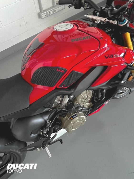 Ducati Streetfighter V4 S (2023 - 24) (4)