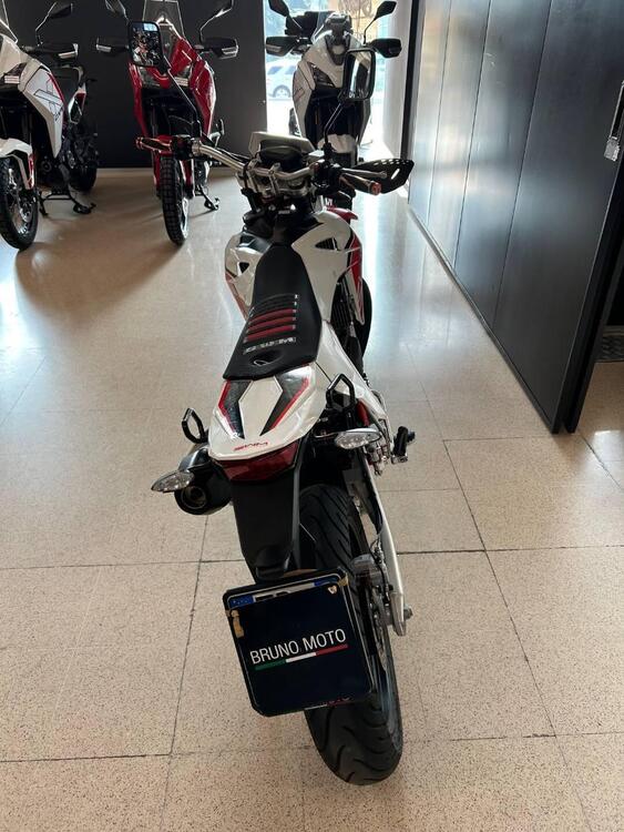 Swm SM 125 R (2022 - 25) (4)