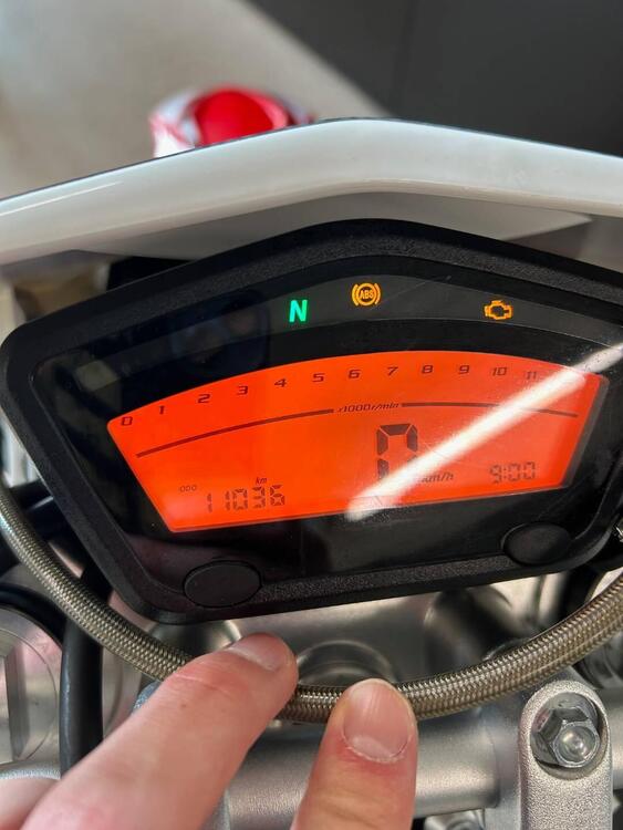 Swm SM 125 R (2022 - 25) (5)