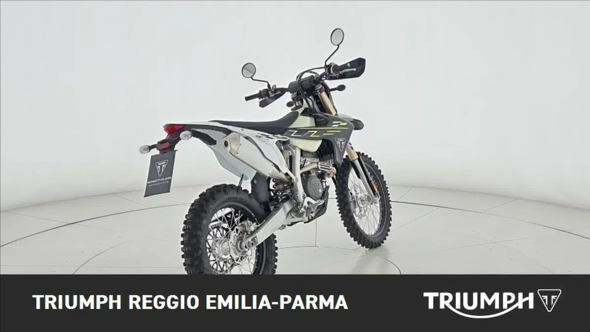 Triumph TF 250-E (2026) (8)