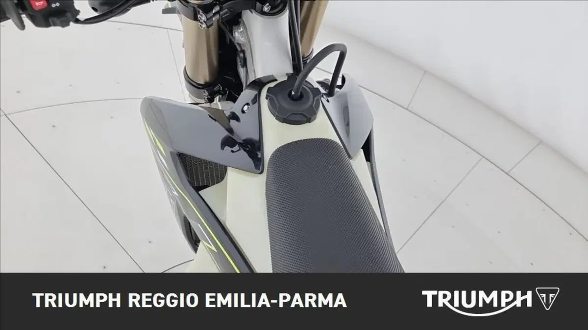 Triumph TF 250-E (2026) (12)