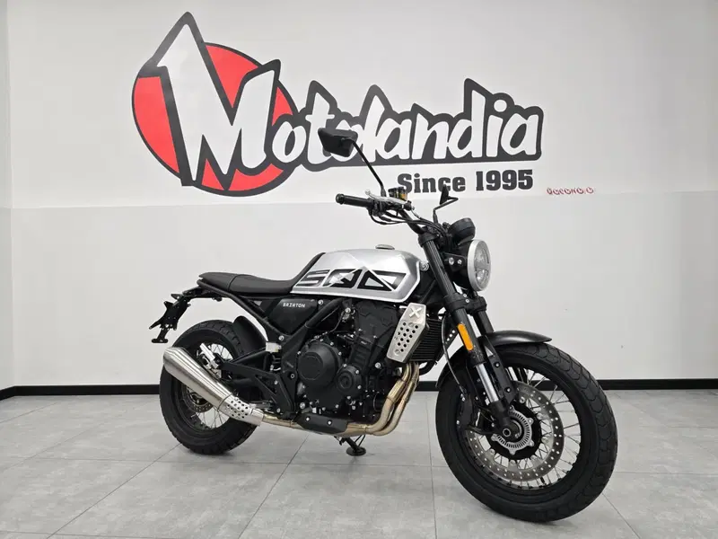 Brixton Motorcycles Crossfire 500 X (2021 - 26)