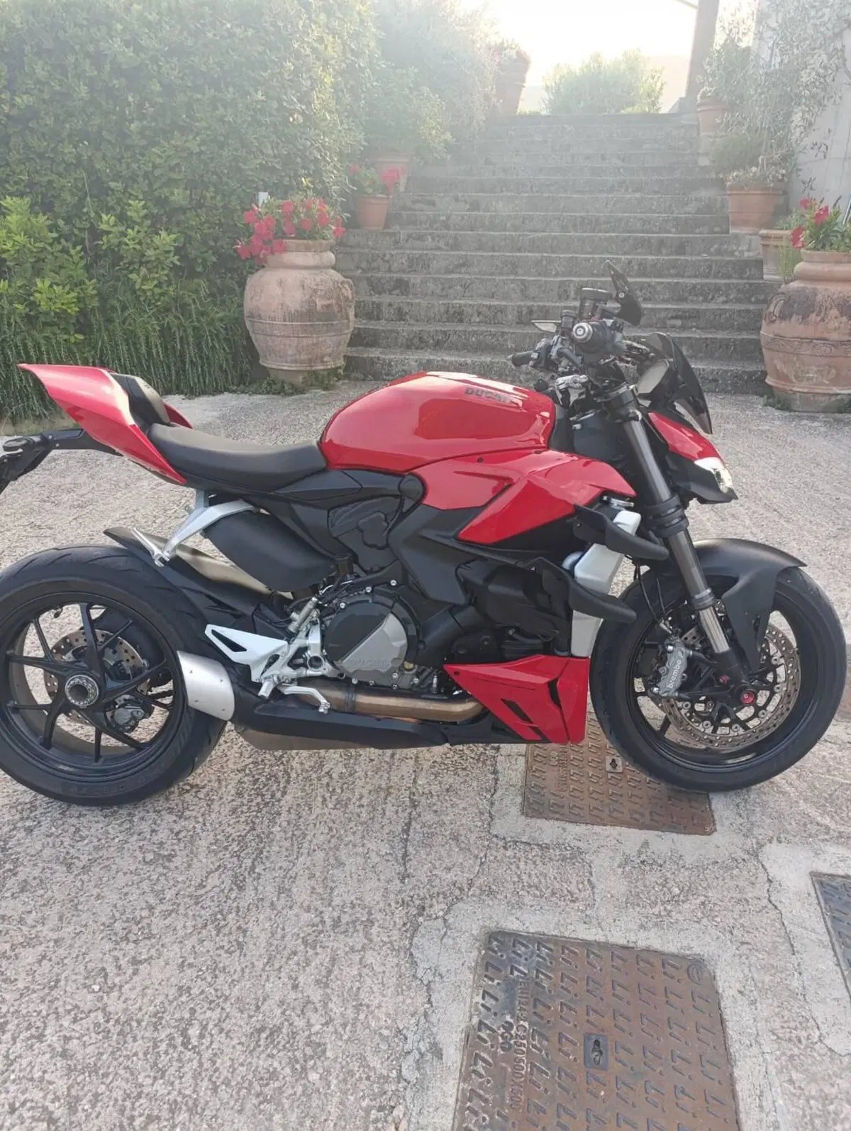 Ducati Streetfighter V2 (2022 - 24) (5)