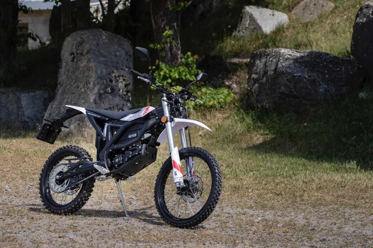 Zero Motorcycles punta al fuoristrada elettrico con le nuove XE e XB: facili, divertenti e per tutti (9)
