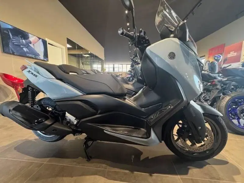 Yamaha X-Max 300 Tech Max (2025 - 26)