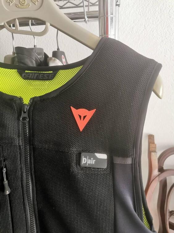 Gilet airbag taglia S Dainese (2)