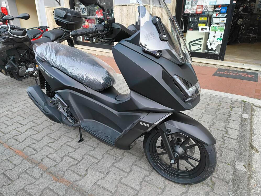 Kymco Skytown 125i (2024 - 25) (2)