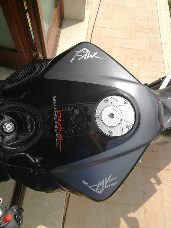 MV Agusta Brutale 910 R (2006 - 11) (3)