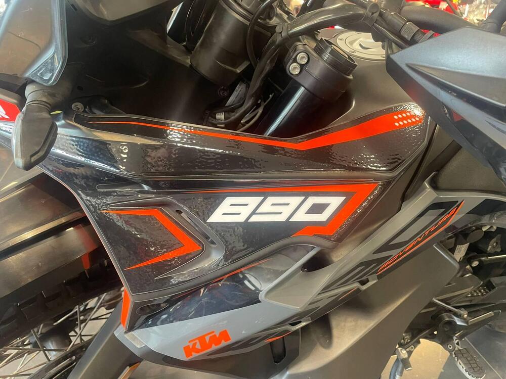 KTM 890 Adventure (2022) (4)