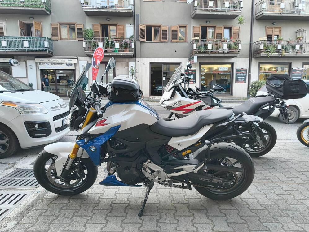 Bmw F 900 R (2021 - 24) (3)