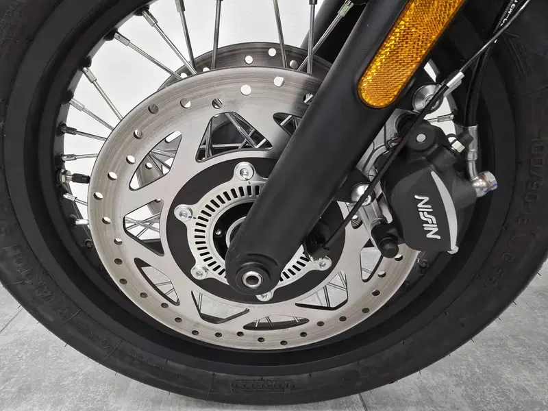 Brixton Motorcycles Cromwell 1200 (2022 - 26) (6)