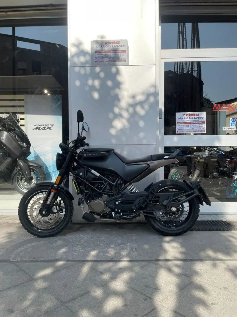 Husqvarna Svartpilen 125 (2021 - 23)