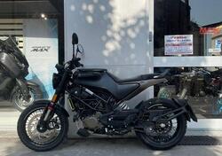 Husqvarna Svartpilen 125 (2021 - 23) usata