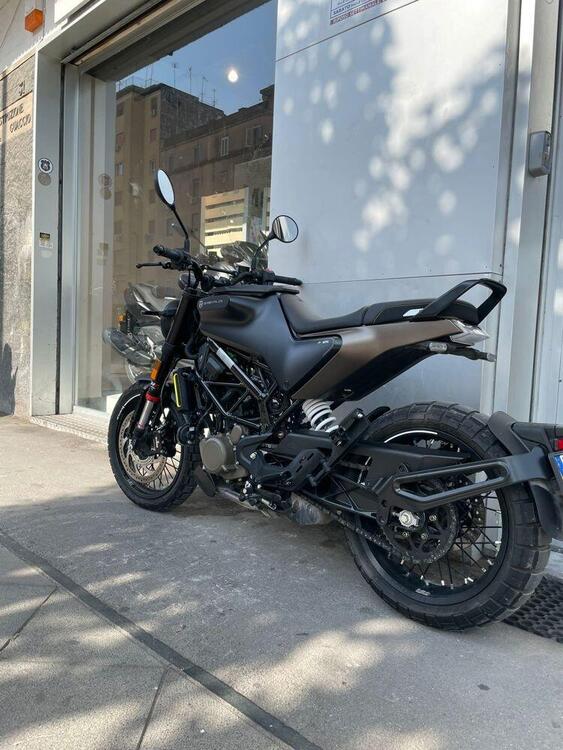 Husqvarna Svartpilen 125 (2021 - 23) (5)