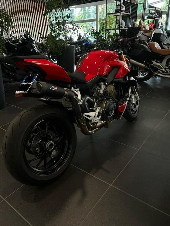 Ducati Streetfighter V4 1100 S (2020) (3)