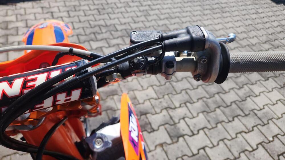 KTM 250 SX-F Troy Lee Designs (2021) (5)